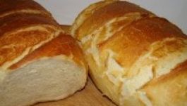 Ezren adományoztak kenyérre a Telefonos Szeretetszolgálatnál