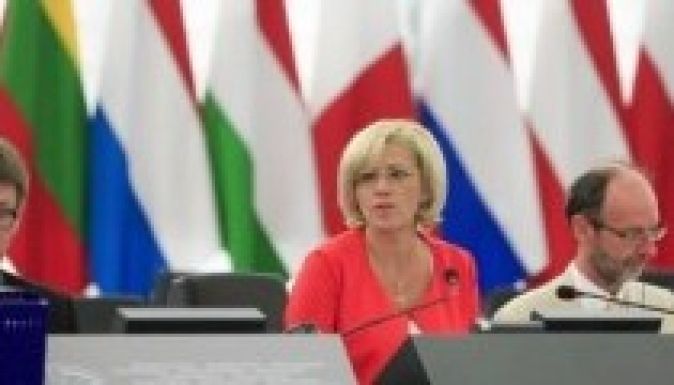 Brüsszeli források: Corina Crețu lesz a román biztos