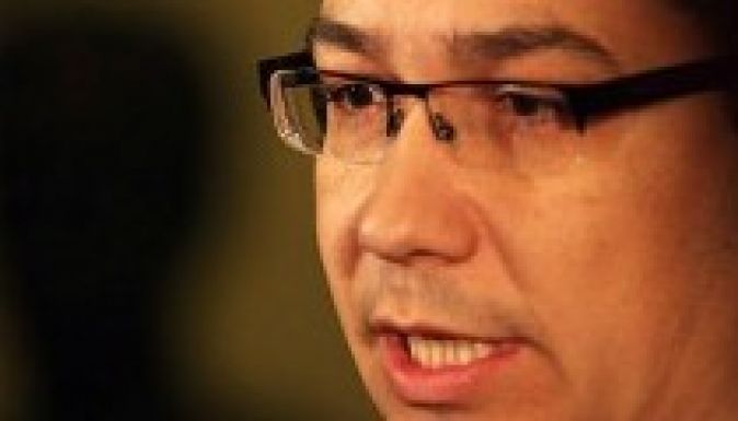 Holokauszttagadás miatt jelentették fel Victor Pontát