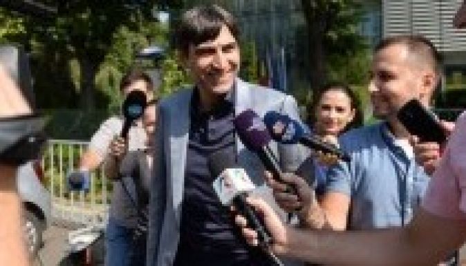 Victor Pițurcă marad a román fociválogatott élén