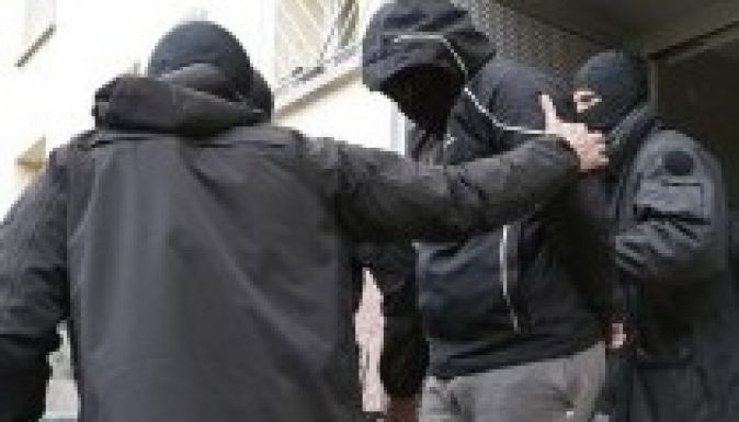 Letartóztatták az egyik legfőbb francia dzsihadistatoborzót