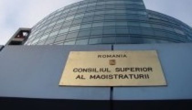 RMDSZ: a CSM nem nyilvánulhat meg politikai szereplőként.