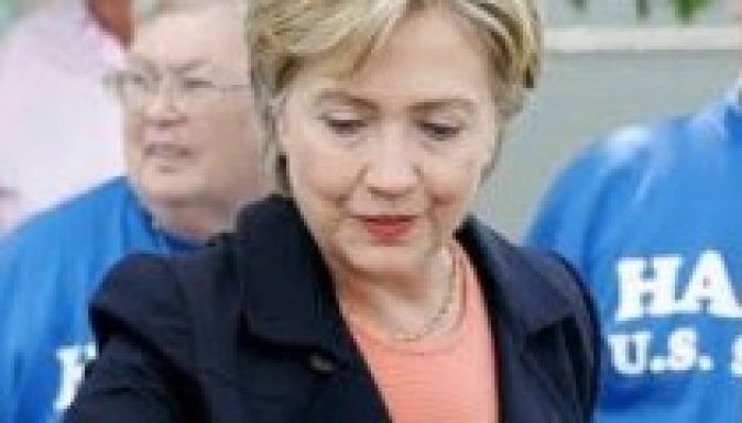 Mintha jelét adta volna Clinton elnöki indulásának