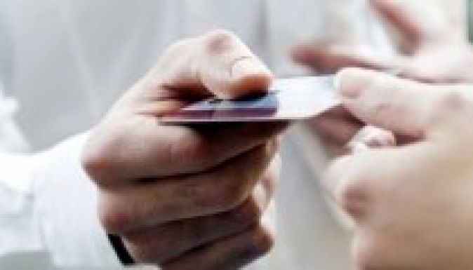 Péntektől kézbesítik az egészségügyi kártyákat