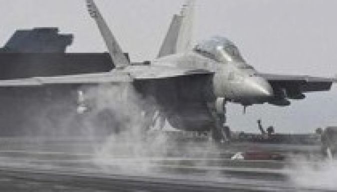 Hajnal óta 160 lövedékkel sorozták meg az Iszlám Államot