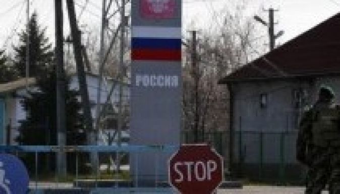 Porosenko elrendelte az ukrán-orosz határ átmeneti lezárását