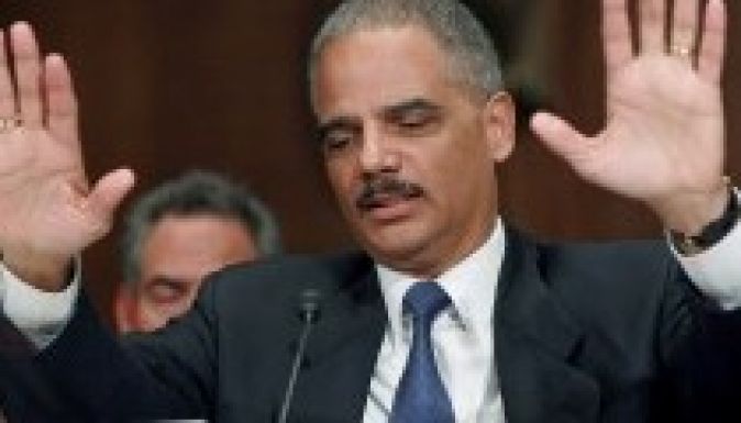 Bejelentette igazságügyi minisztere lemondását Obama