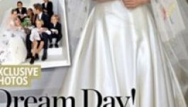 Ilyen volt Angelina Jolie esküvői ruhája