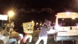 Spongyabob és Mickey Mouse bunyóztak (VIDEÓ)