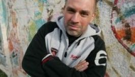 Dopemant börtönbe juttathatja a Himnusz meggyalázása