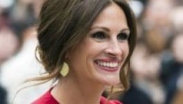 Julia Roberts kitesz egy férfit