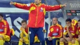 Pițurcă marad, ő vezeti a trikolórokat a magyarok ellen