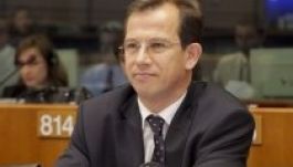 Sógor: európai forrásokat a történelmi egyházaknak is