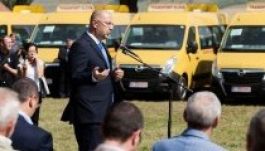 Támogatási szerződéseket, iskolabuszokat kapott Székelyföld