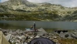 Magyar katonabúvárok kutattak a Bukura-tóban