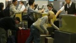 A fapados légitársaságok jogosan fizettetik meg a feladott csomagokat