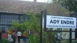 Átadták a felújított Ady Endre emlékházat Érmindszenten