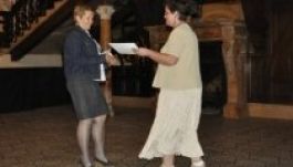 Két munkatársunkat is díjazták a MÚRE nagykárolyi tanácskozásán