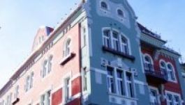 Törvény tiltaná a rikító színeket Temesvár homlokzatain