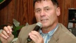 Kitiltották az EP-ből Lovas Istvánt, a Magyar Nemzet volt tudósítóját