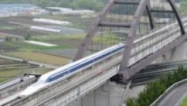 Ötszázzal halad az új mágnesvasút