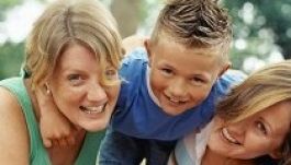 Megbüntettek egy iskolát, mert leszbikus nevelői miatt nem vett fel egy diákot