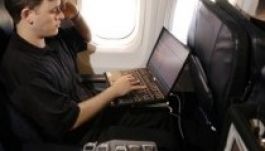 Hamarosan nem kell már kikapcsolni a mobilt repülés közben