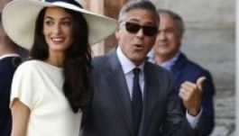 Clooney és Alamuddin papíron is házasok (VIDEÓ)