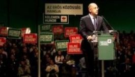 Kelemen Hunor az első a szavazócédulán