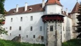 Birtokba vette a Kemény család a marosvécsi kastélyt