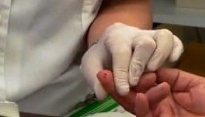 Szolnoki orvosok végeznek szűréseket Háromszéken