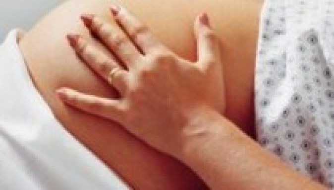 Egészséges babát szült egy méhátültetésen átesett nő