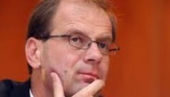 Eldőlt: Navracsics nem lehet oktatásügyi EU-biztos