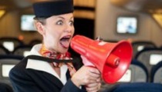 Pánik a repülőn: ebolásnak tettette magát egy utas