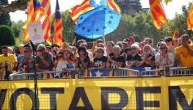 Elmarad a népszavazás a katalán függetlenségről