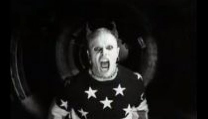 Ilyen egy videoklip zene nélkül (VIDEÓ)