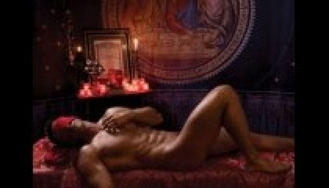 Ismét kiadják a homoerotikus román botránynaptárat