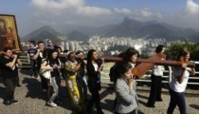 A Szatmári Egyházmegyébe érkezik „az ifjúság keresztje”