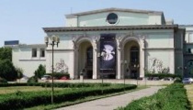 Megújult épületben kezd új évadot a Bukaresti Nemzeti Opera