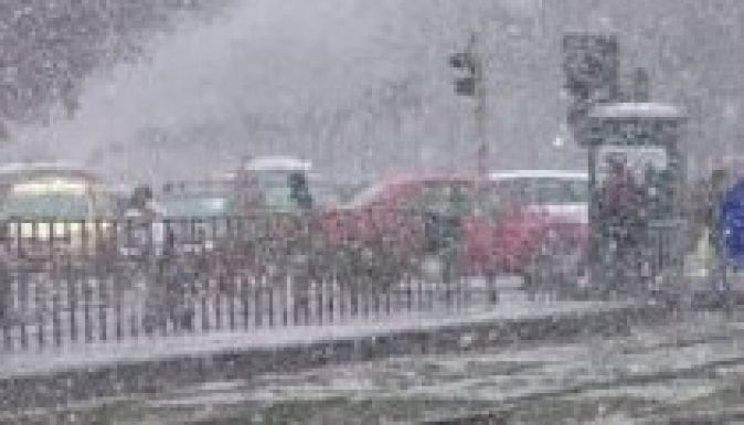 Most már Bukarestbe is megérkezett a tél (VIDEÓ)