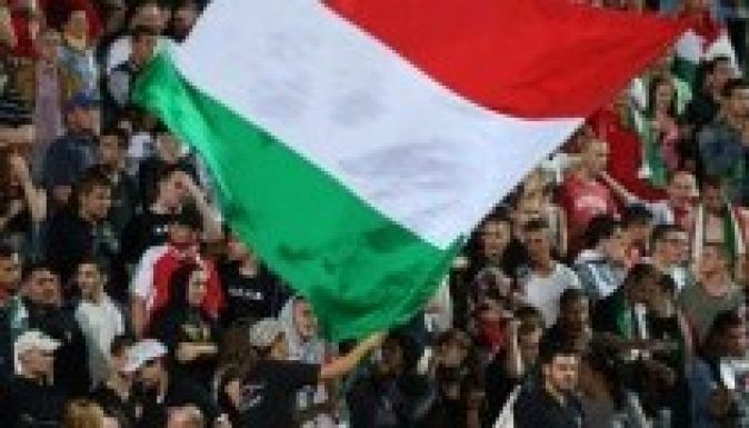 Két zártkapus meccsre számíthat a magyar válogatott a románok szerint