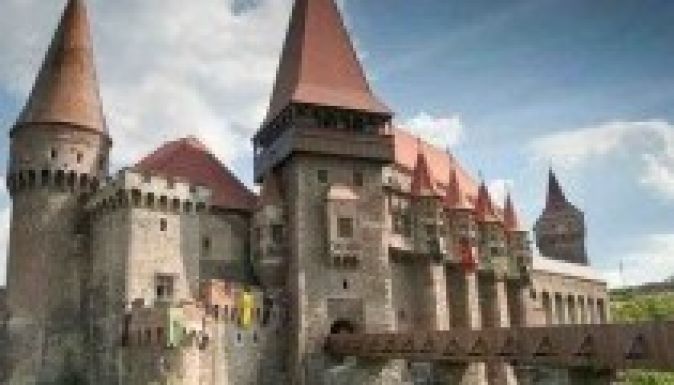 A hunyadi vár képviseli Romániát egy nemzetközi turisztikai vásáron