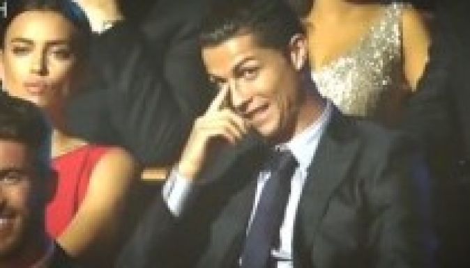 Nem örült Ronaldo barátnője a labdarúgót érintő dicséreteknek (VIDEÓ)