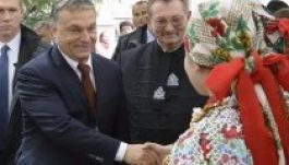 Orbán felavatta a Református Kollégium szakiskoláját