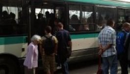 Ingyen buszozhatna Kolozsváron, aki olvas közben