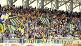 Magyarellenes rigmusok miatt büntettek meg a Petrolult