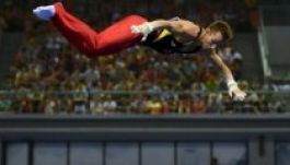 Ilyet még soha, senki sem látott férfi torna versenyen (VIDEÓ)