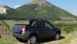 Ilyen lesz a Dacia Duster pick-up, de halandó nem vehet belőle