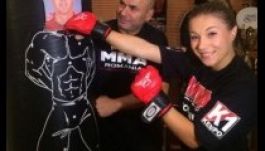 Így püfölik máris a magyar focistákat Bukarestben (FOTÓ)