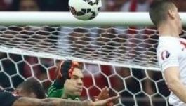 Eb-selejtezők: az észak-írek a „magyar” csoport élén